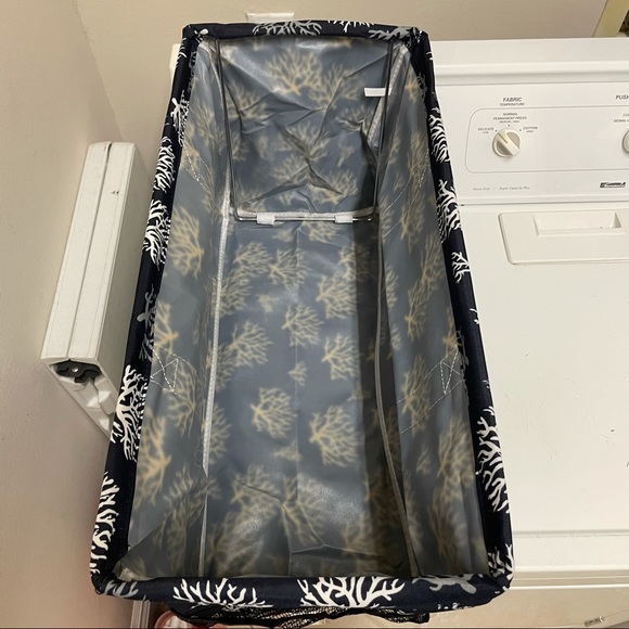 2 LEFT: TRUNK ORGANIZER - Picture 10 of 10